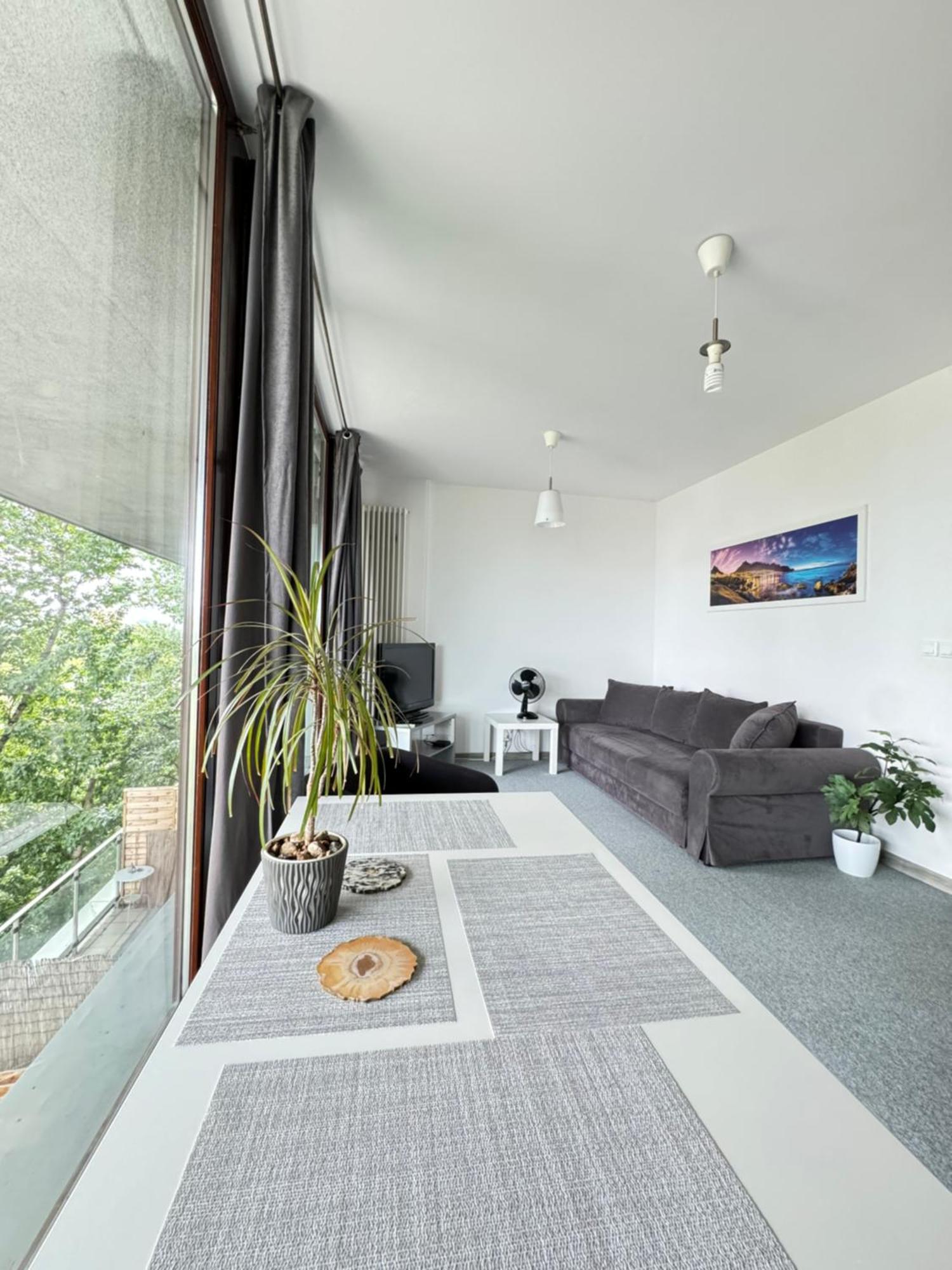 Two Rooms Apartment Triton Park Варшава Экстерьер фото
